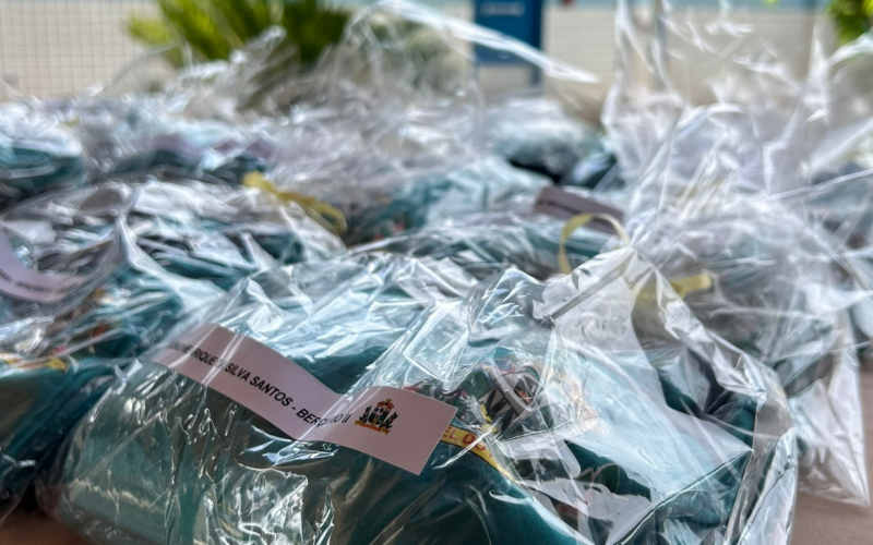 Secretaria Municipal de Educação de São Manoel do Paraná/PR realiza entrega dos uniformes escolares referentes ao ano letivo de 2026